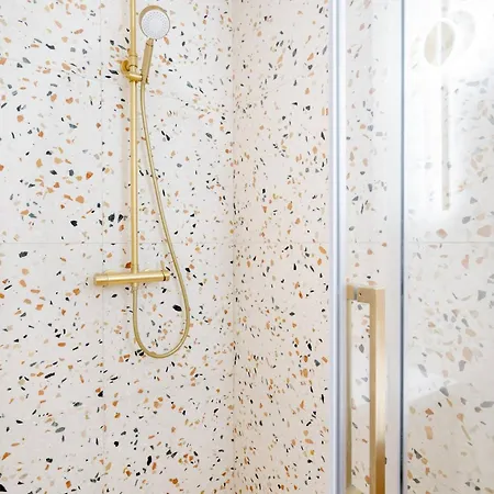 Pool, Sea & Absolute Comfort