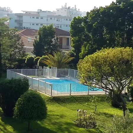 Pool, Sea & Absolute Comfort Апартаменты Жуан-ле-Пен